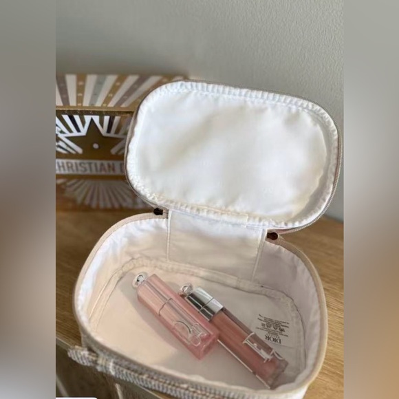 Dior The Pink Glow Ritual Holidays Gift Set 2025 with 2 lipsticks and case NIB - Picture 9 of 10